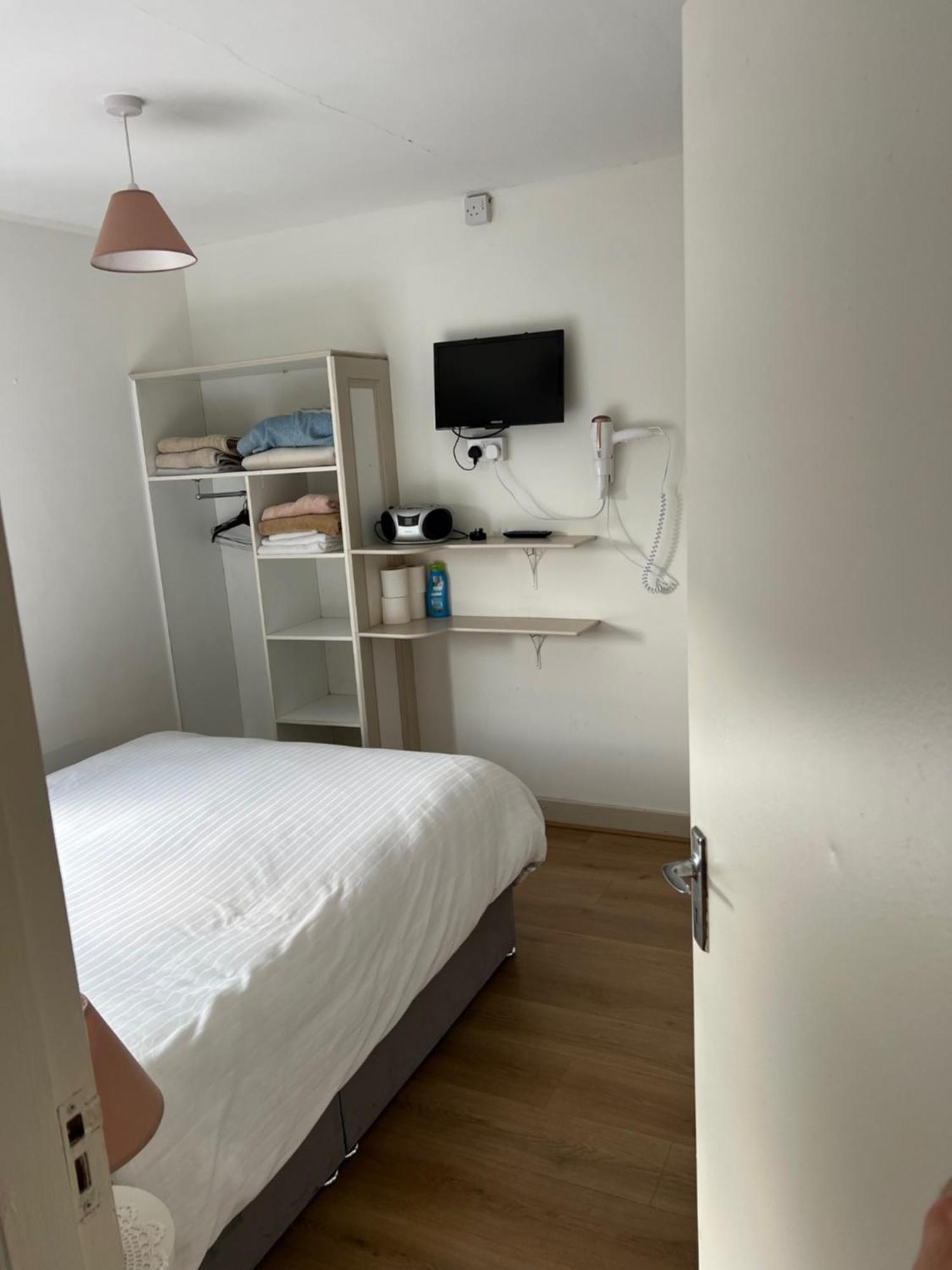 Torine House B&B キローグリン エクステリア 写真